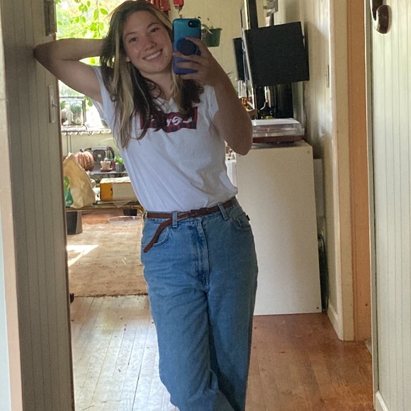 Meet your Posher, Shelly - Picture 1 of 6